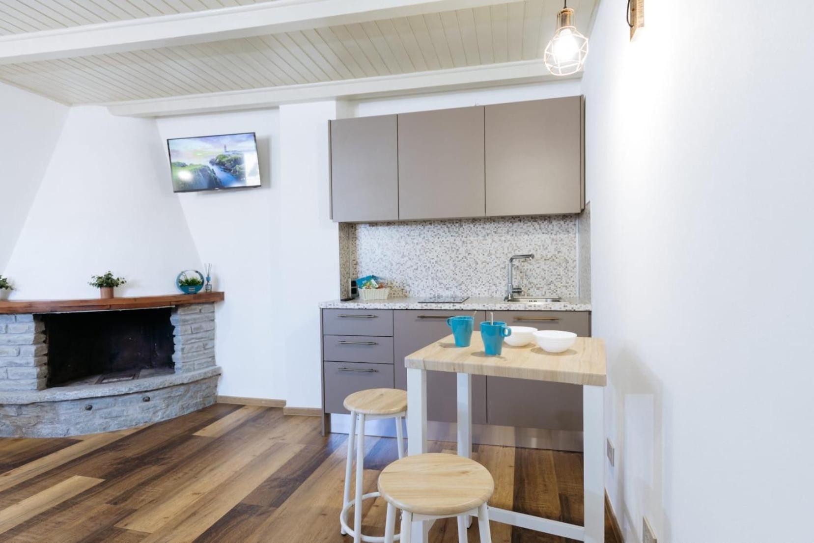 Ferienwohnung A Ca De Dante Dolceacqua Exterior foto